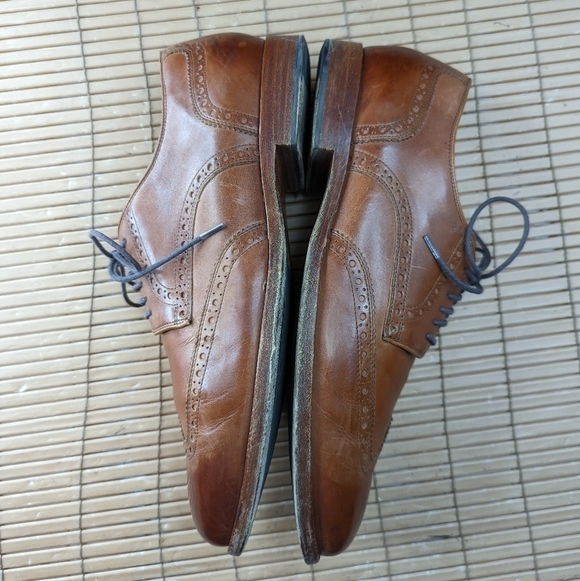 Cole Haan American Classics Harrison 2.0 Grand Wing Tip two tone brown leather O